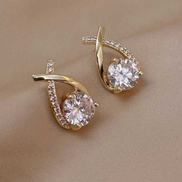 2ct Diamond 18K Gold Twisted Womens Earrings Soliatire Stud Style Ladies Jewelry - Picture 4 of 10